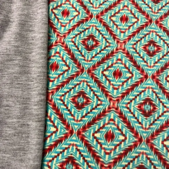 Lularoe Geometric Patterned Randy - Picture 5 of 6